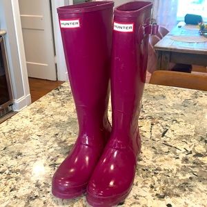 Violet Hunter Rain Boots
